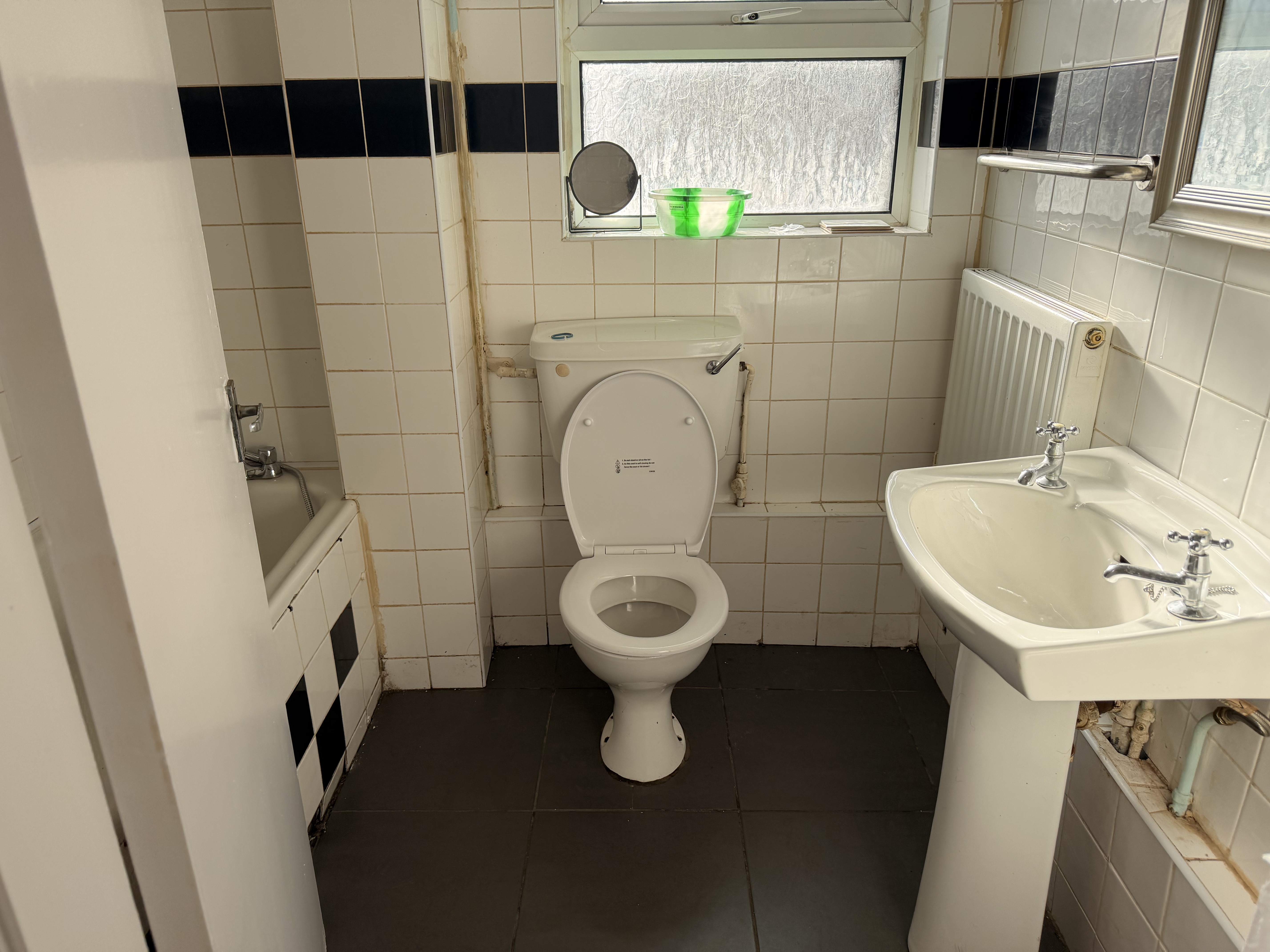 Flat 2, 137 Durham Road, B11 4LJ — photo 5