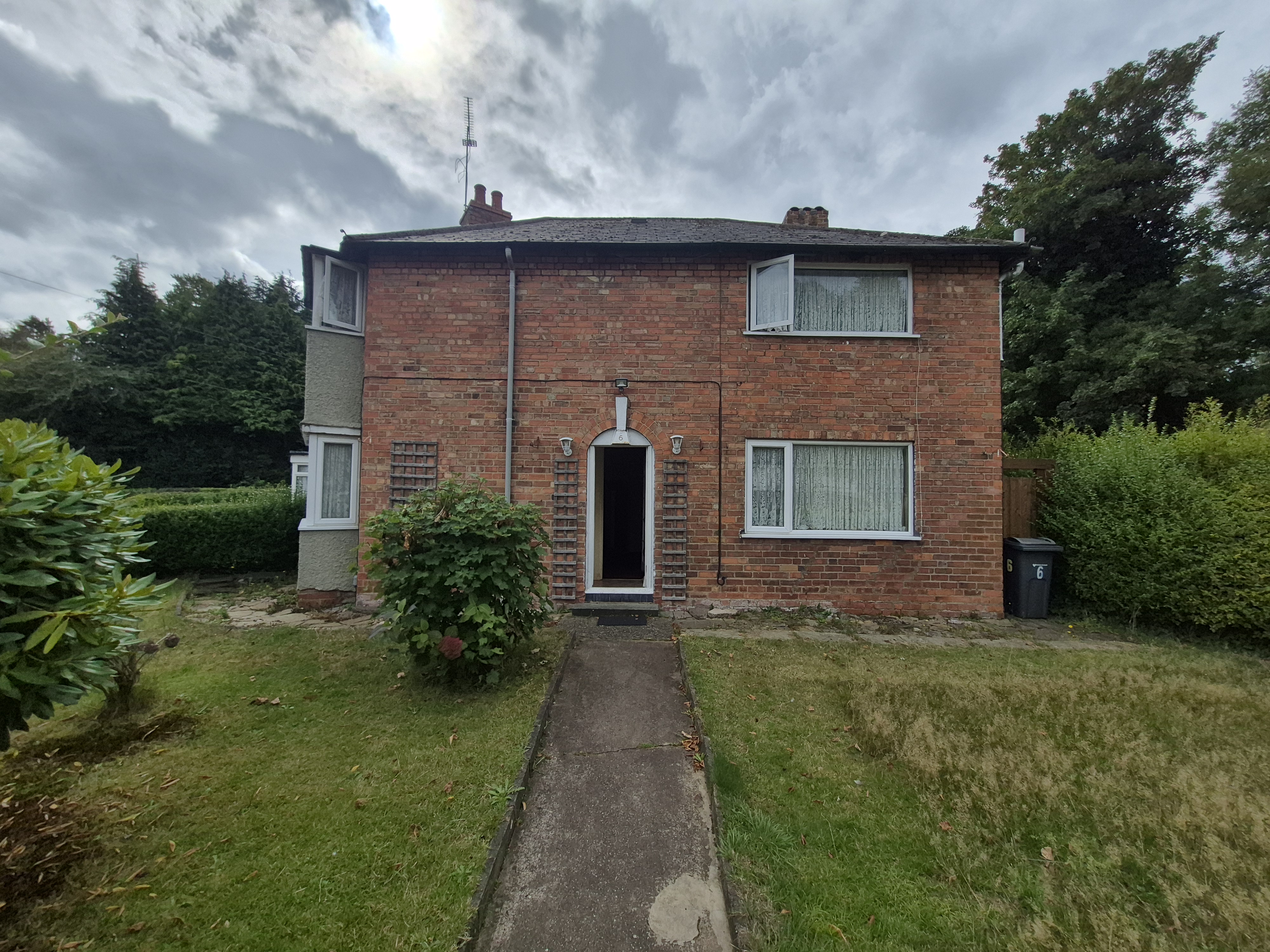 Cleeve Road, B14 — photo 1