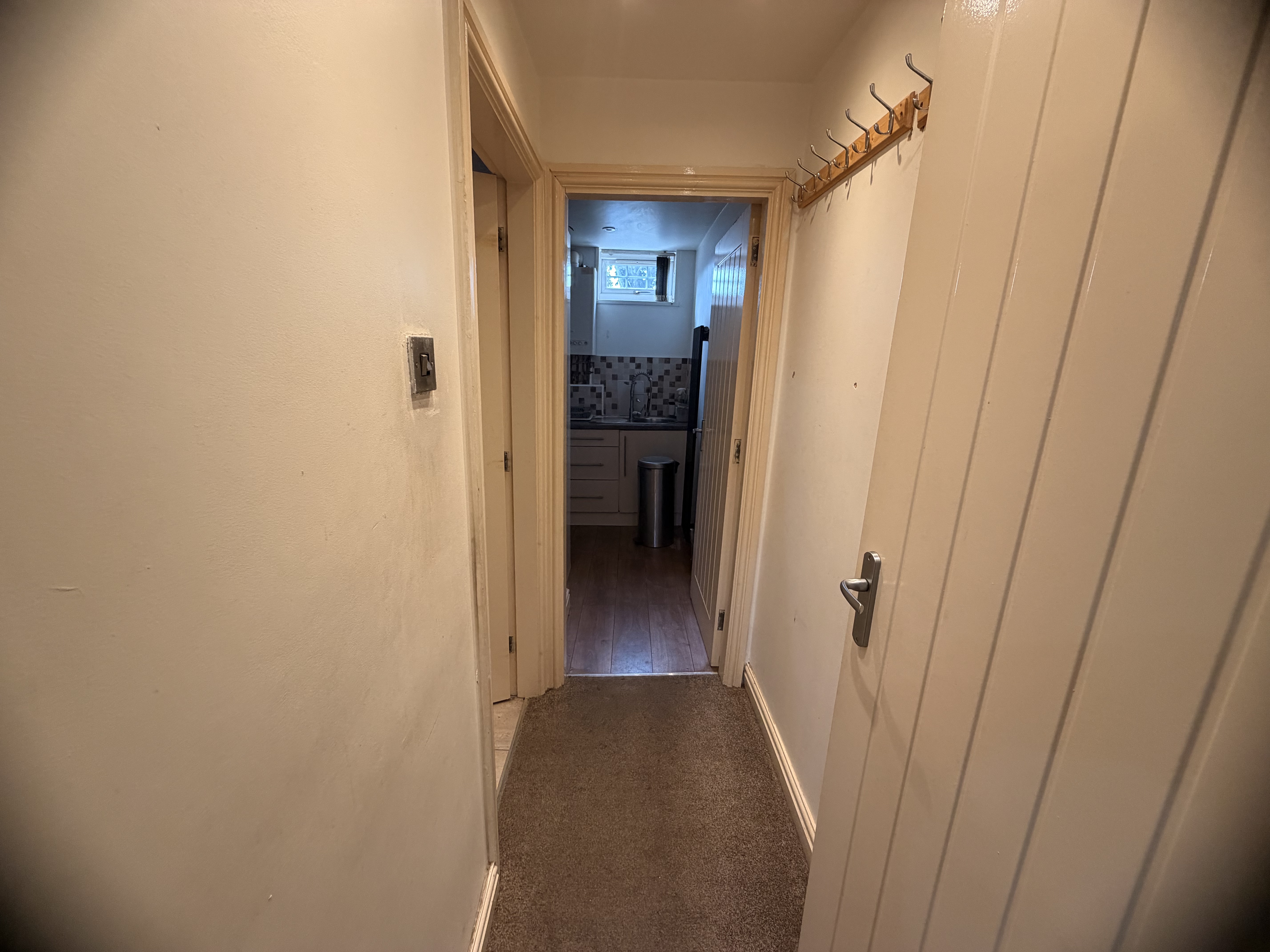 flat, 38 Woodbridge Road — photo 6