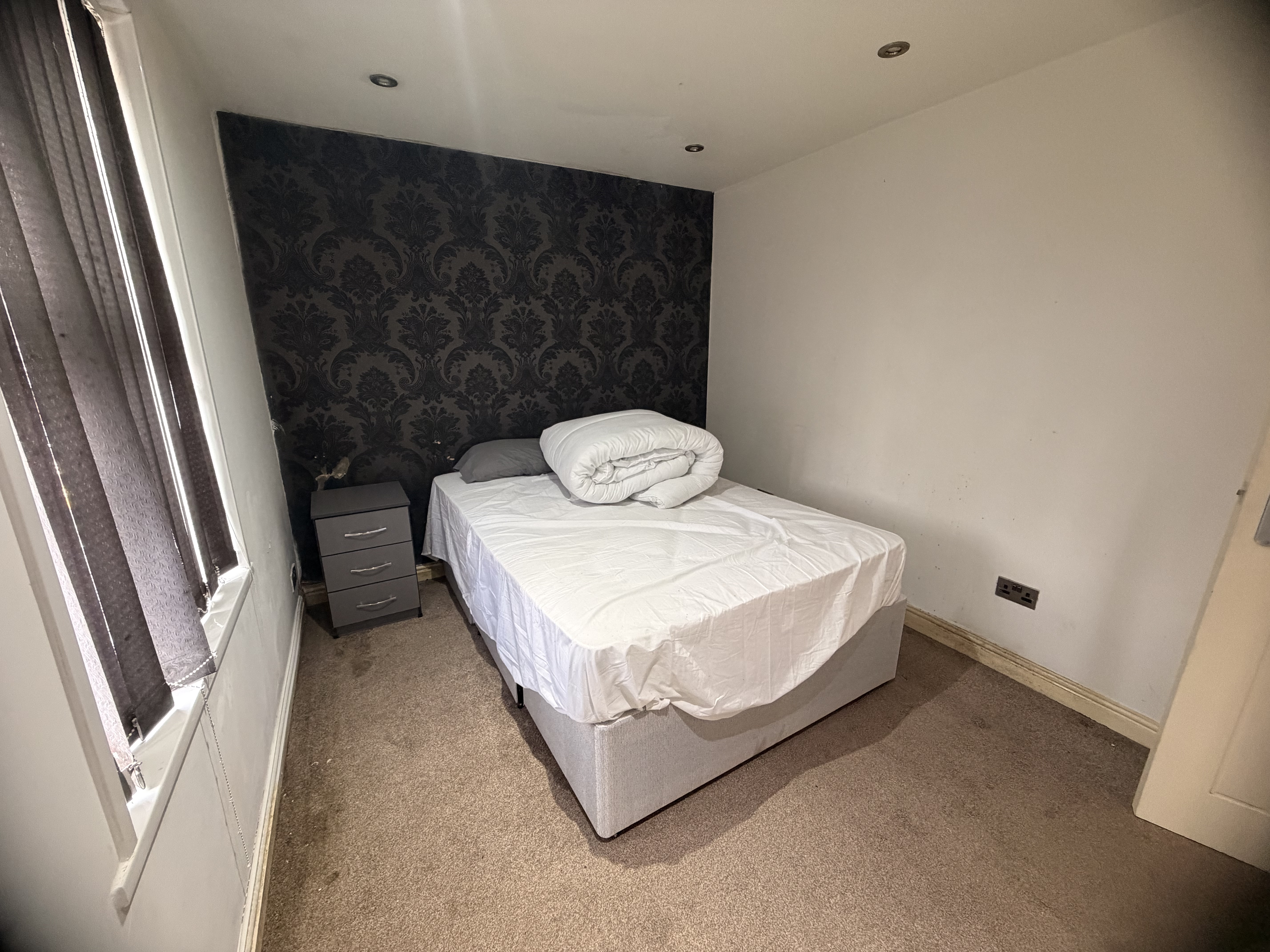 flat, 38 Woodbridge Road — photo 5