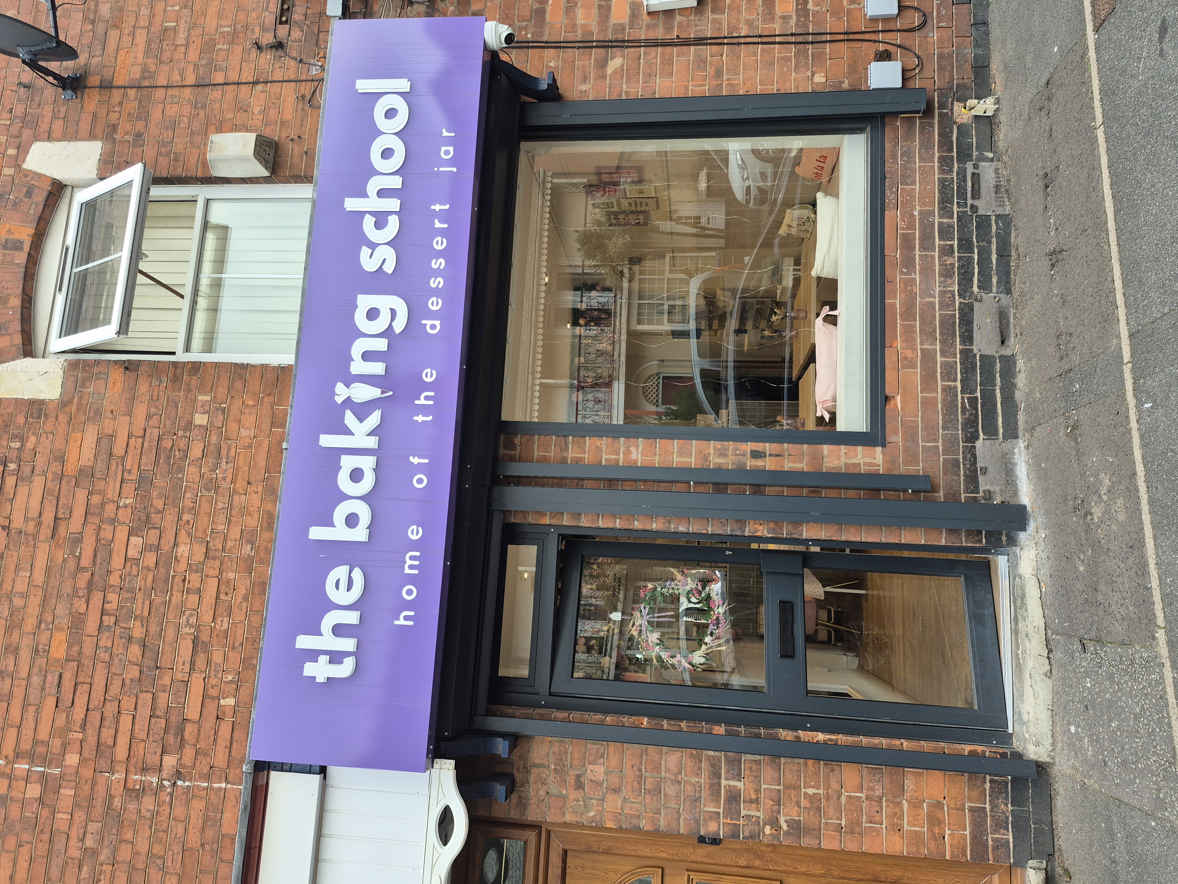 282 Mary street — photo 2